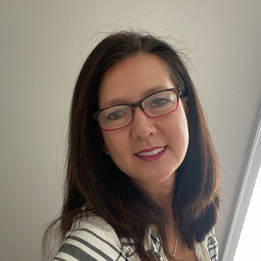 Meet your Posher, Tuyet